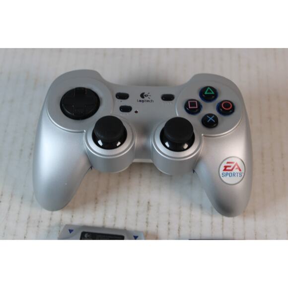 Logitech Cordless Precision EA Sports Wireless Controller PlayStation 2 PS2 - Picture 2 of 10